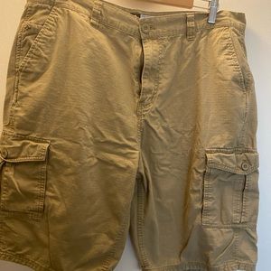Men’s cargo shorts